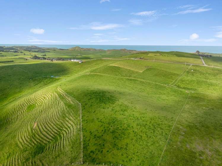 177 Rehutai Road Baylys Beach_8