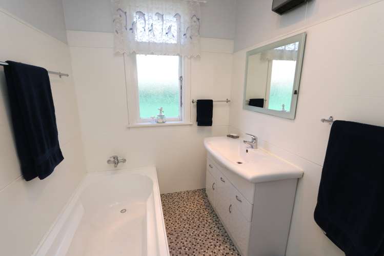 481 West Street Allenton_14