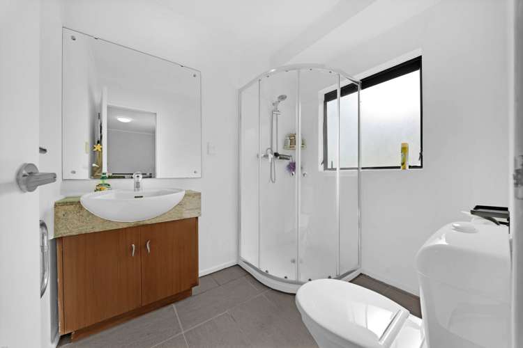 2 Skelton Avenue Manurewa_14