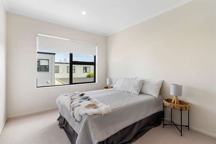 2 Riviera Drive Flat Bush_9