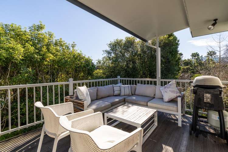 31 Busby Hill_5