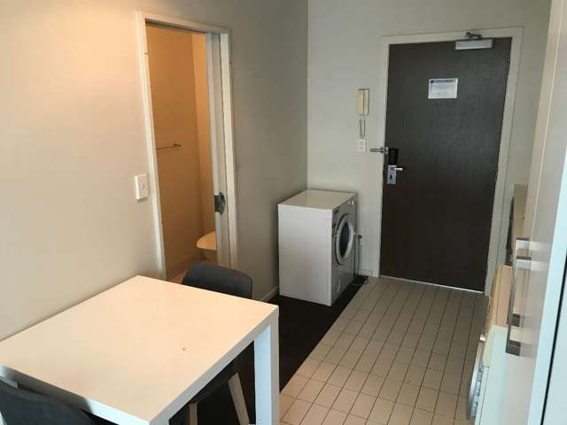 812/10 Waterloo Quadrant Auckland Central_4