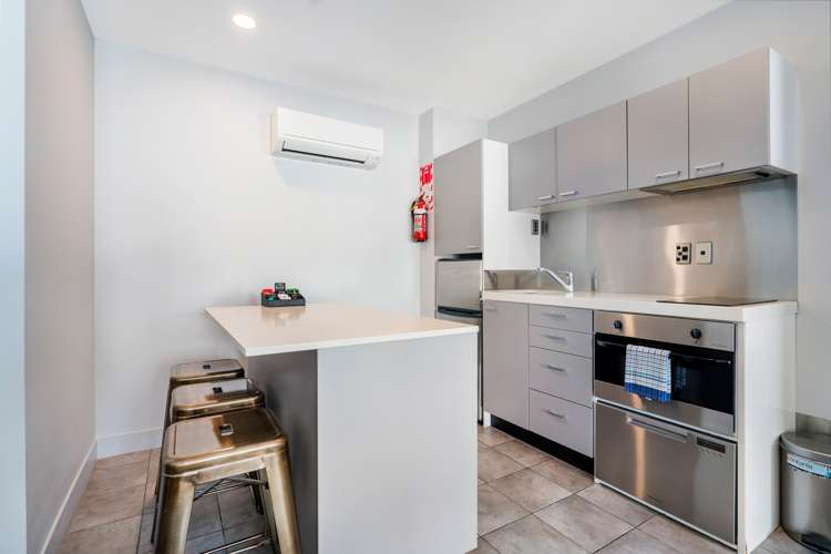505/31 - 39 Davis Crescent Newmarket_6