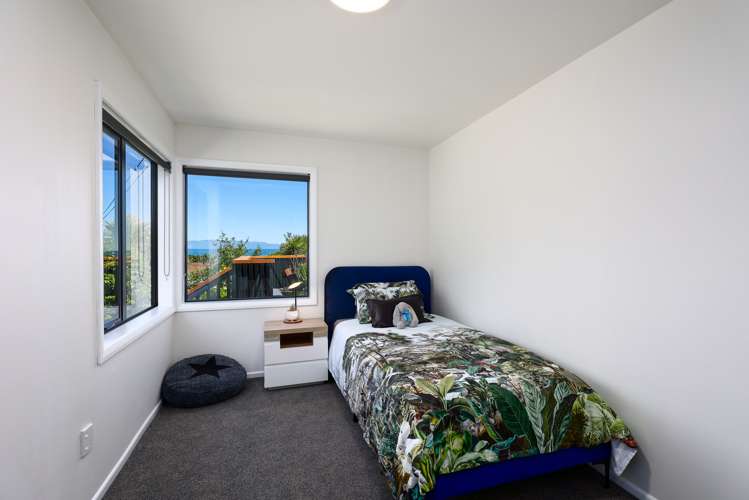 11 Airlie Street Glenduan_10