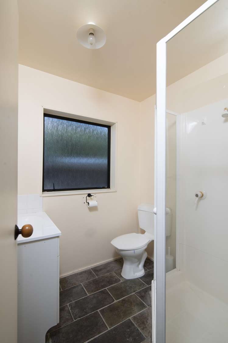 88a Broadway Picton_11