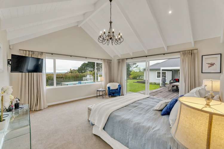 576 Whitford Road Whitford_18