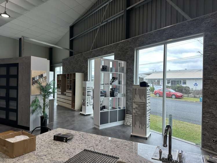 58 Hurlstone Drive Waiwhakaiho_7