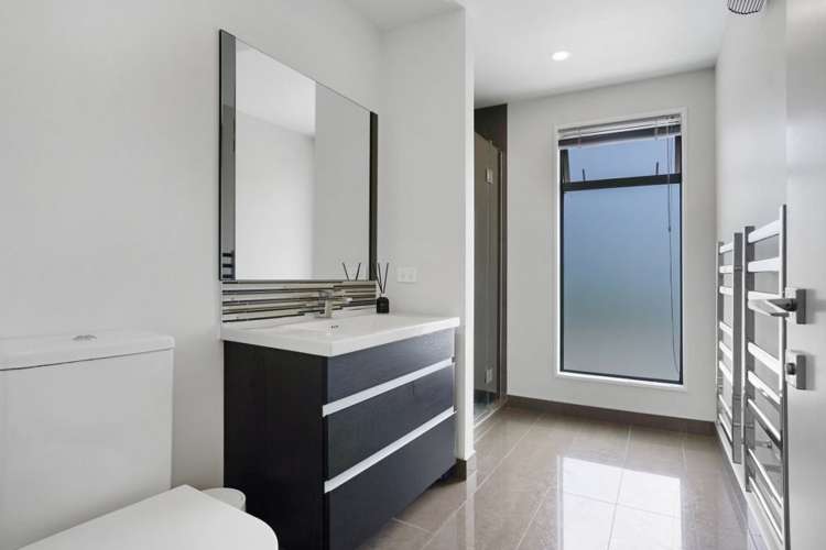 42 Alderson Avenue Hillsborough_13