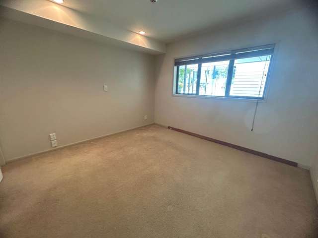 7/5 Cook Street Howick_4