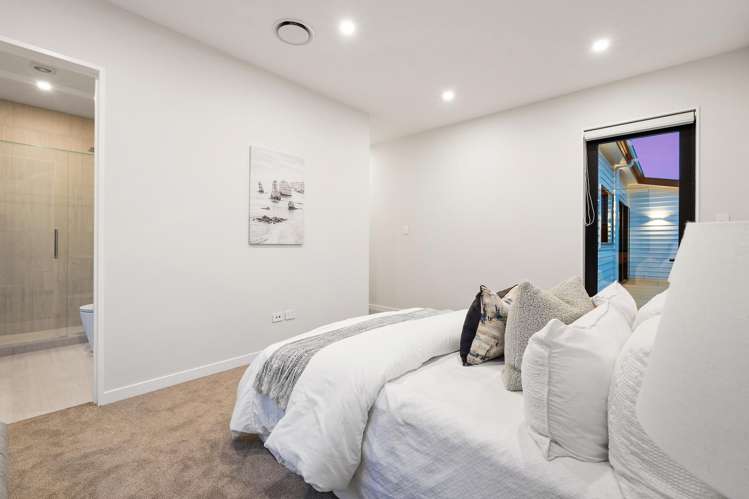 24 Tipu Crescent Milldale_22