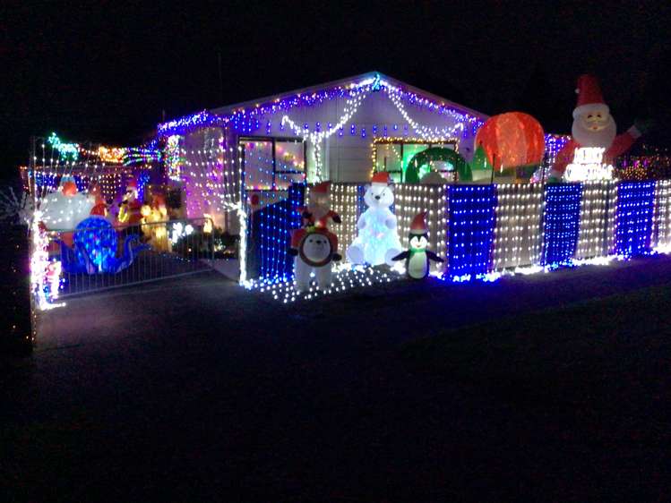 1 Roots Street West Feilding_16