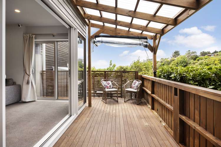 2/46 Bracken Road Paparangi_12