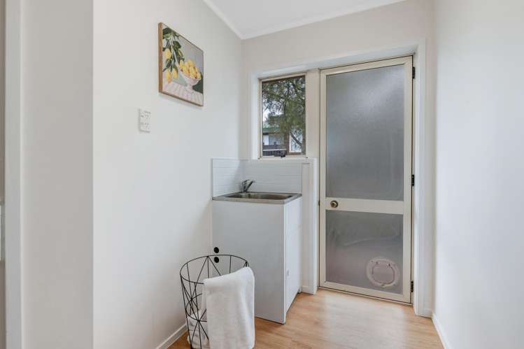 9 Goldfinch Rise Unsworth Heights_18