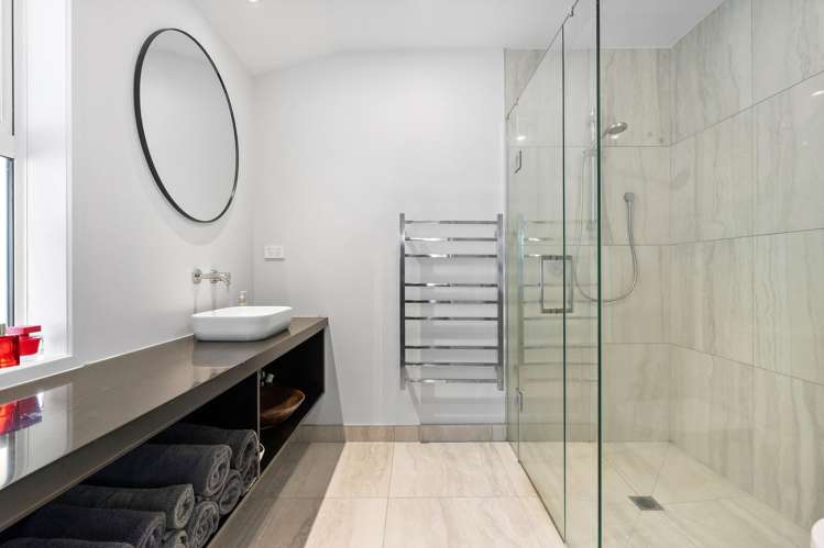 146 Eighth View Avenue Beachlands_22