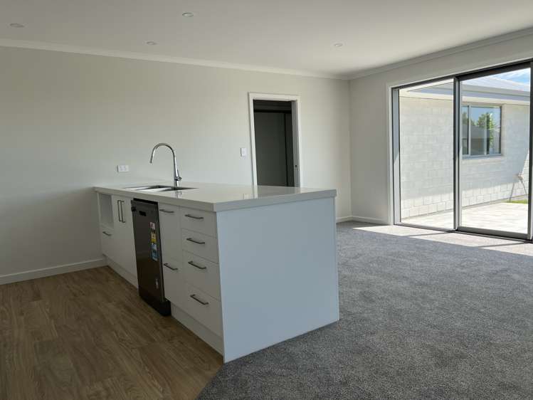 48 Geoff Geering Drive Netherby_6