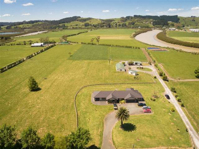 68 Parkhurst Road Helensville_2