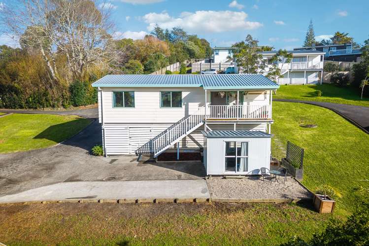85b Fairclough Road Beach Haven_17