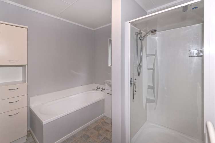 1/12 Waterdale Way The Brook_16