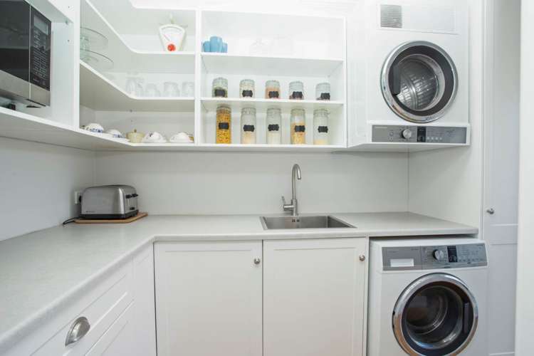 44 Arawa Street New Lynn_12