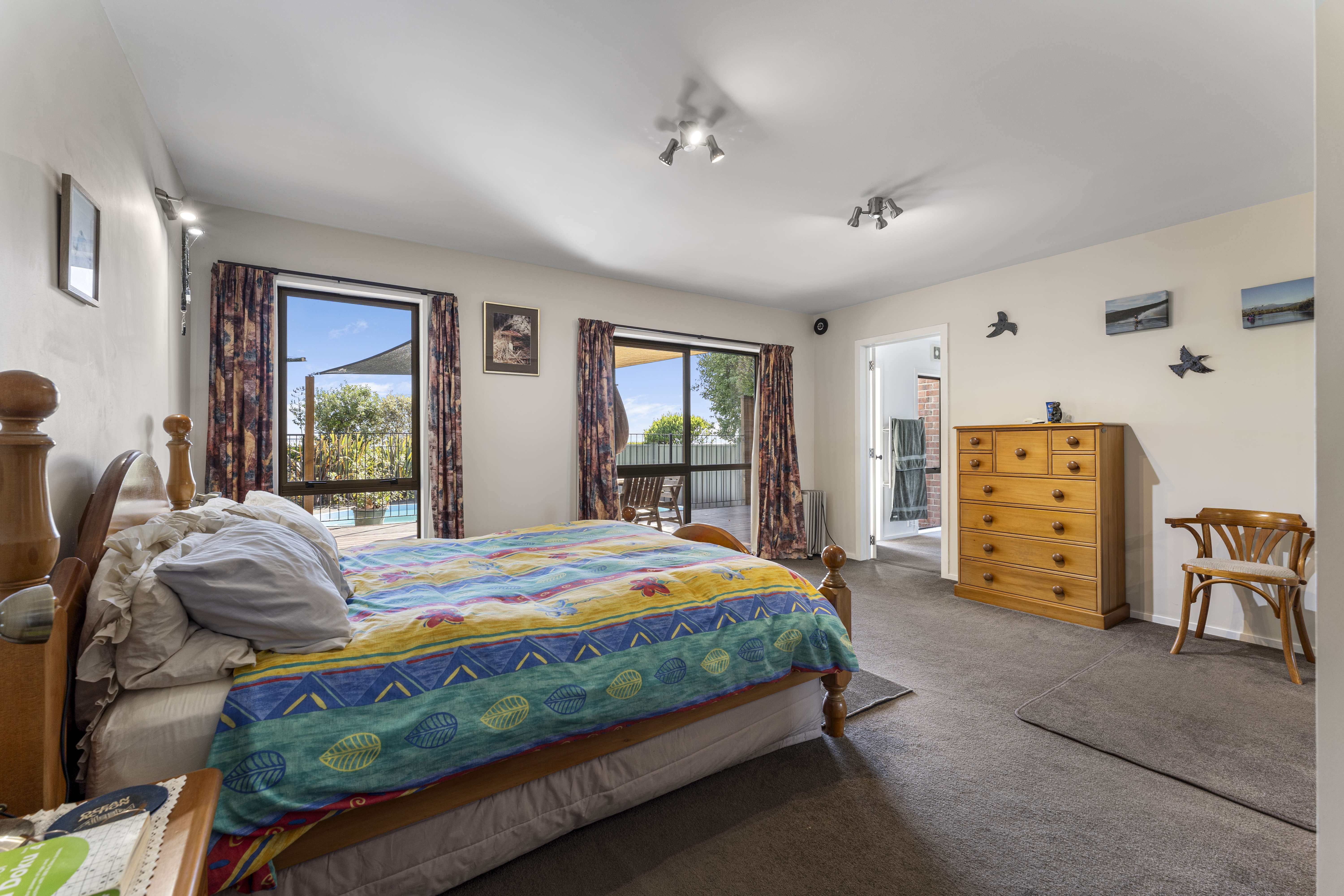 2 Sedgwick Way Westmorland Christchurch City Houses for Sale