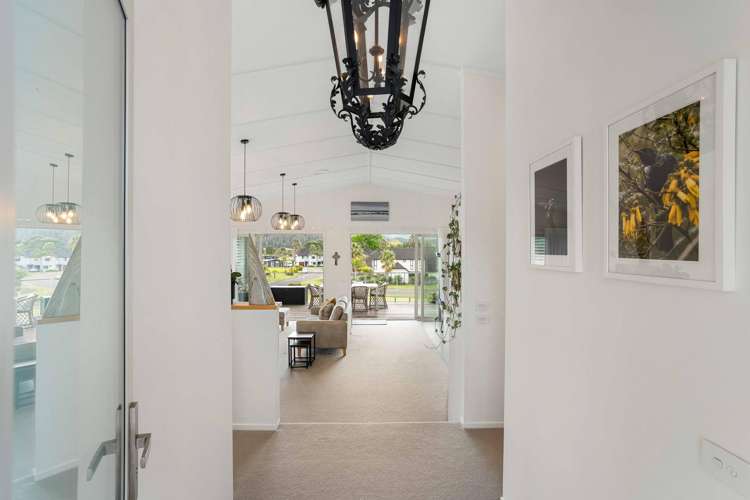 9 Sanctuary Cove Pauanui_4