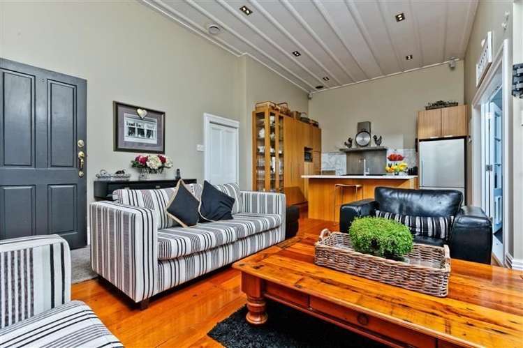 17 Calliope Road Devonport_13