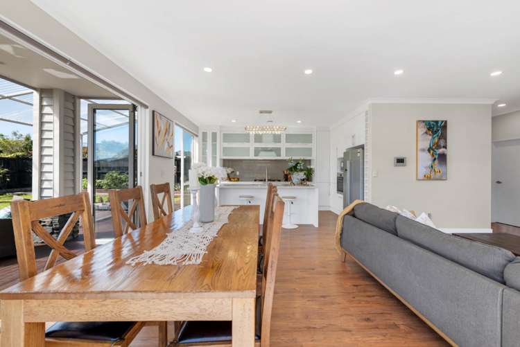 7 Defender Crescent Beachlands_18