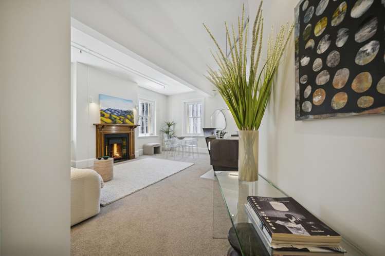 202-3 Plimmers Steps Wellington Central_4