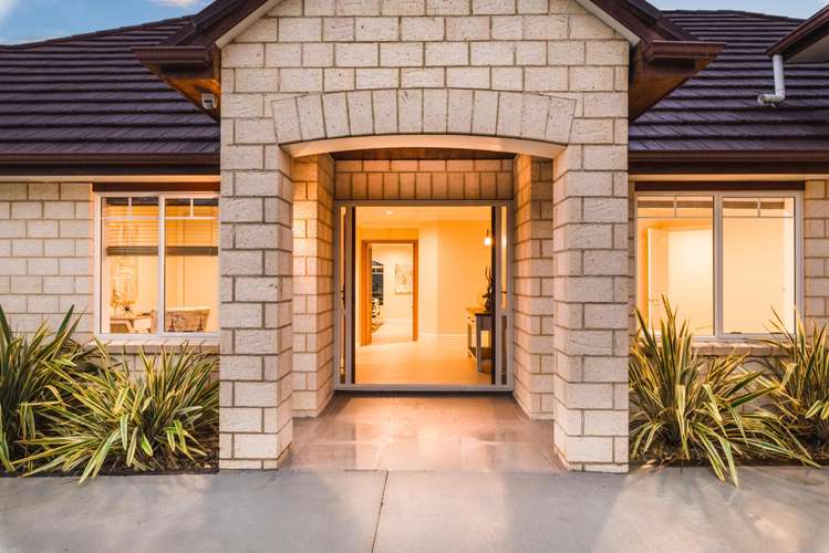 434 Waitakere Road Taupaki_3