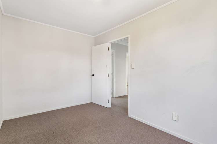 1 Glennis Place Clendon Park_10