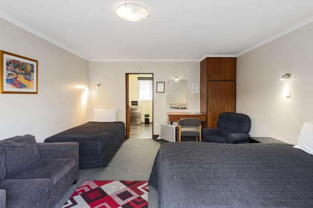 347 Worcester Street Linwood_1