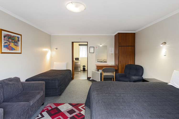 347 Worcester Street Linwood_1