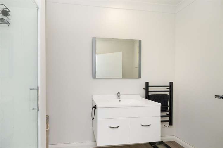 34 Gordon Crescent Marton_31