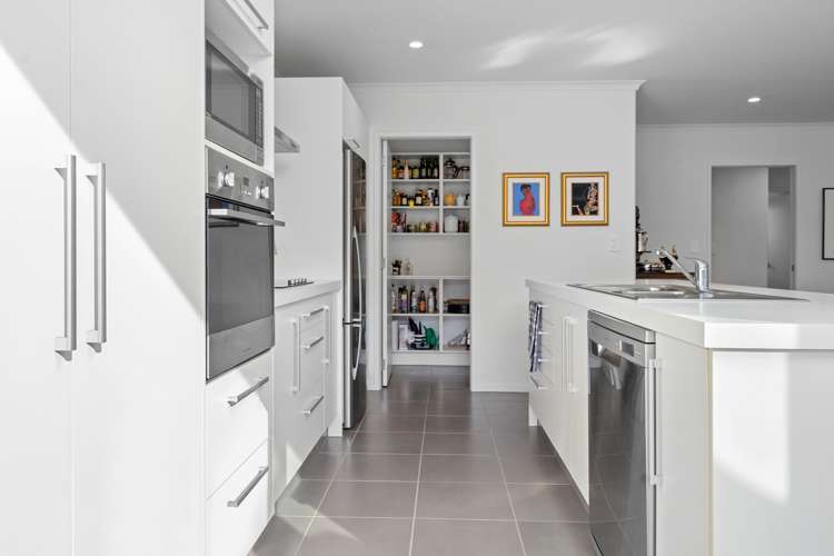 32 West Thompson Street Leamington_8