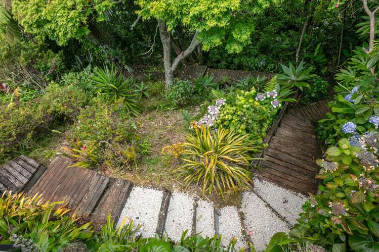 5 Lucy Road Waiomu_10