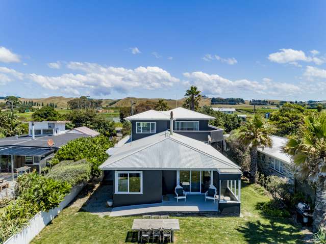 243 Clifton Road Te Awanga_1