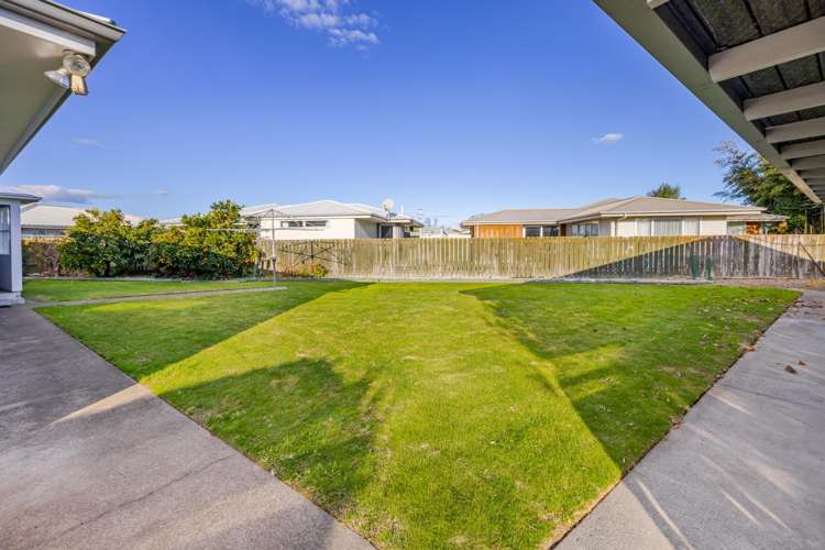 1303 Briggs Place Mayfair_16