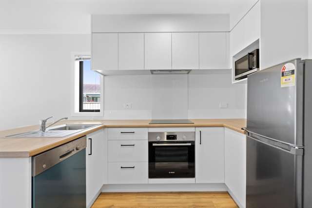 1/150 Te Rapa Road 3283_2