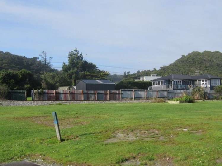 125 Tasman Street Karoro_3