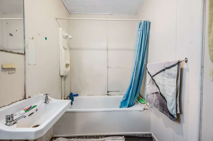 315 Southampton St East Hastings Central_15