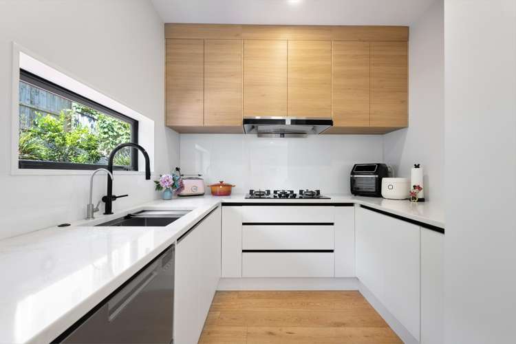 9 Ruku Street Long Bay_12