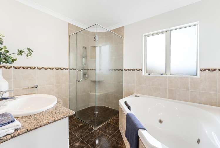 132 John Brooke Crescent East Tamaki Heights_17