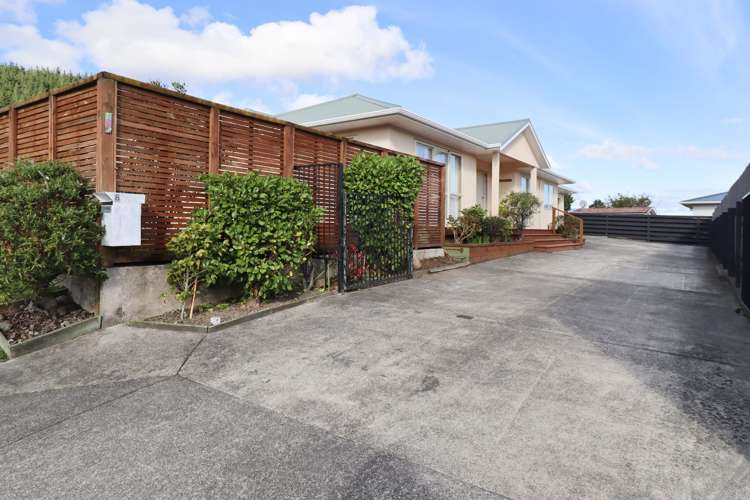 8 Concord Street Wainuiomata_12