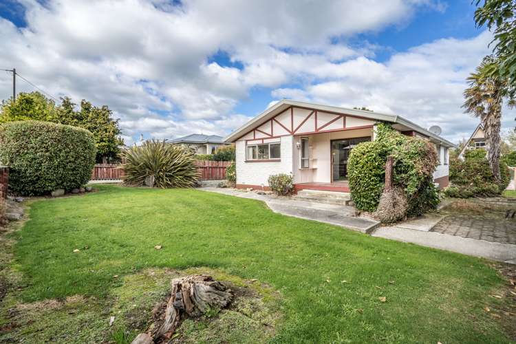 1a Talbot Street Gore Surrounds_16