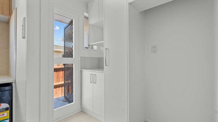 39a Chipping Lane Redwood_11