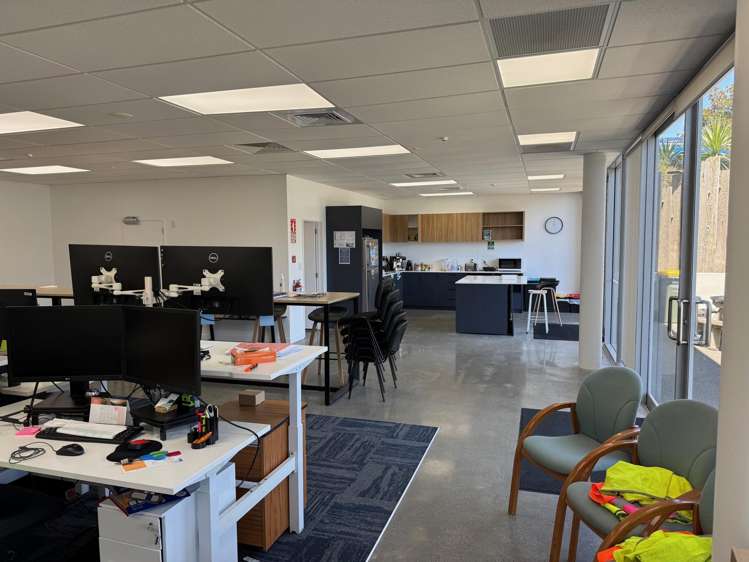 15 Orbit Drive Albany_10