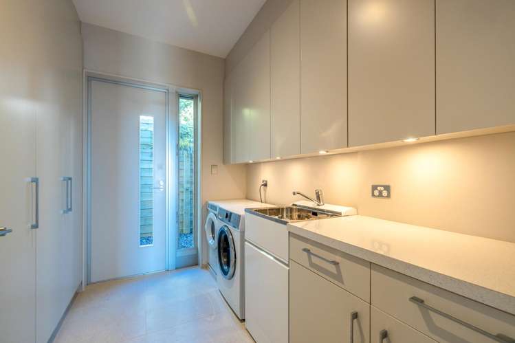 19 Victoria Road South Onetangi_29