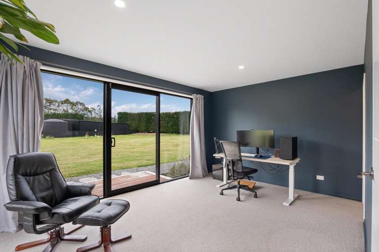 8 Walford Way Darfield_19