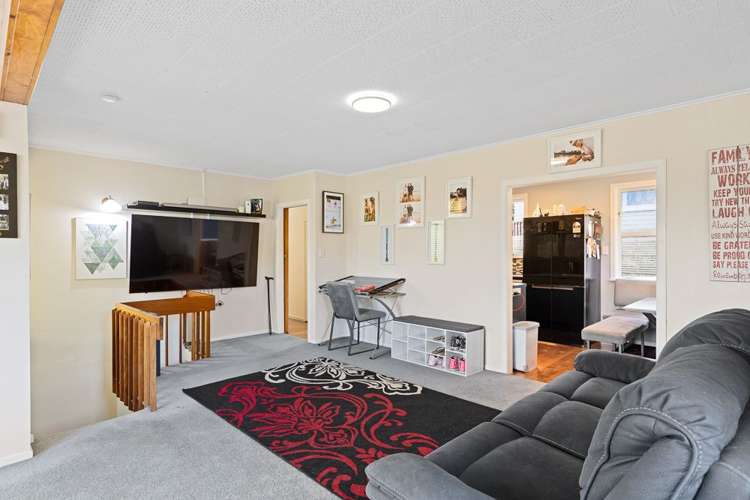 63 Vodanovich Road Te Atatu South_7