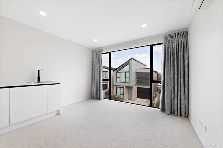 106 Kerepi Street Westgate_12